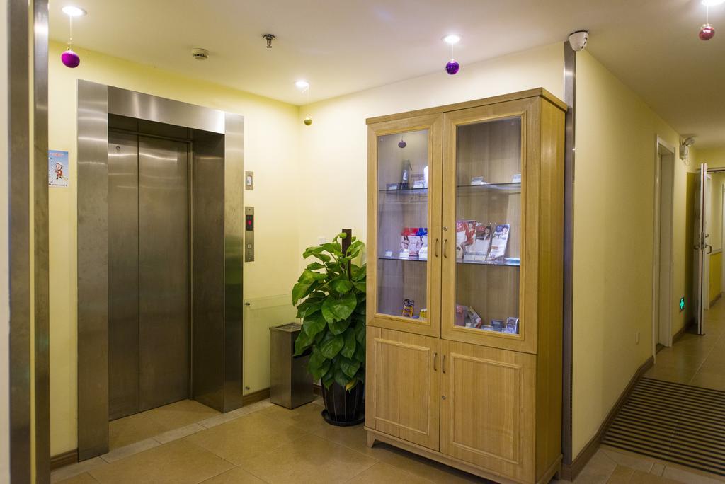Home Inn Beijing Xiaoxitian Esterno foto