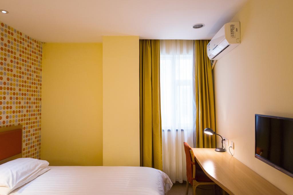 Home Inn Beijing Xiaoxitian Esterno foto